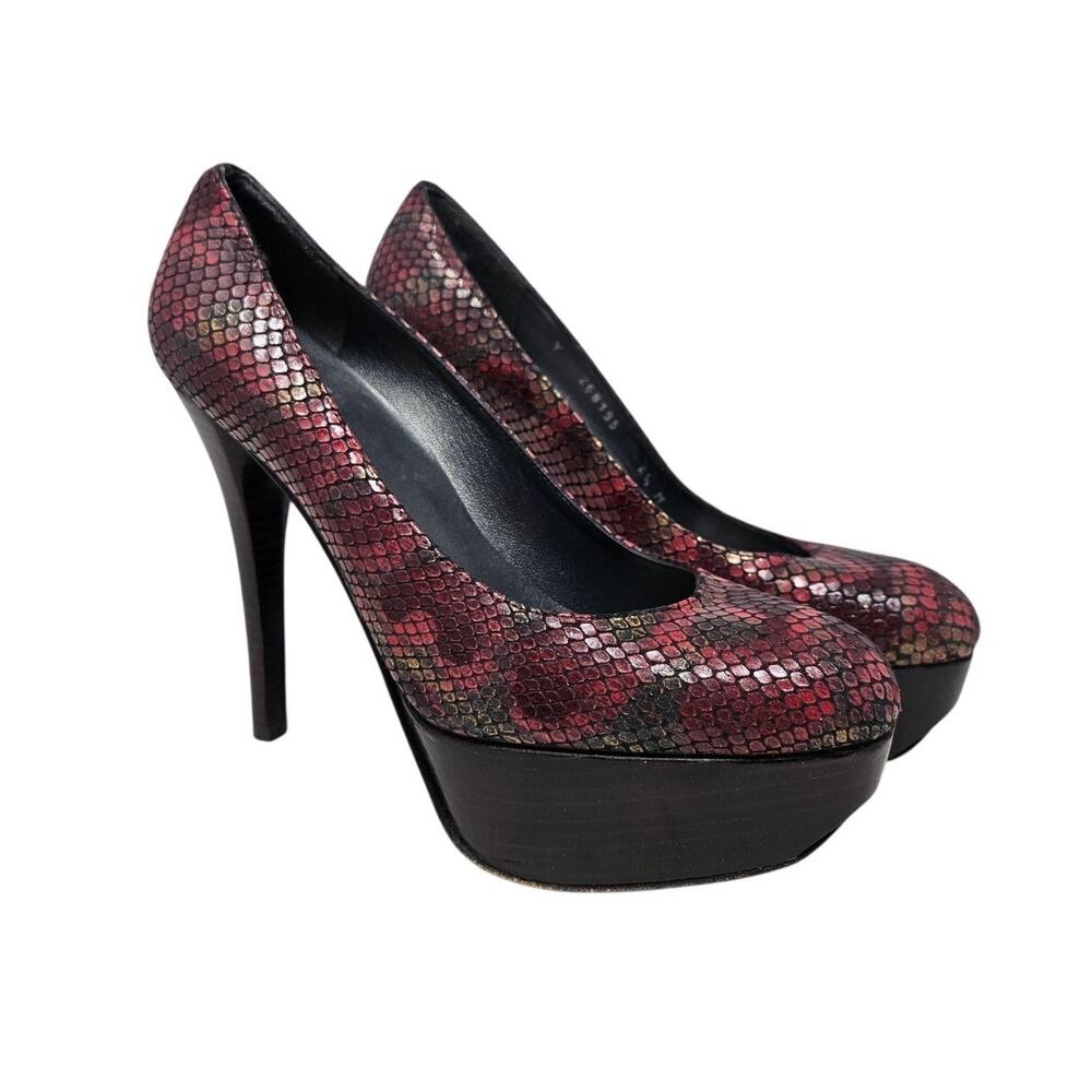 Stuart Weitzman 6.5 Boaswoon Platform Heels Red Black Snake Embossed Leather